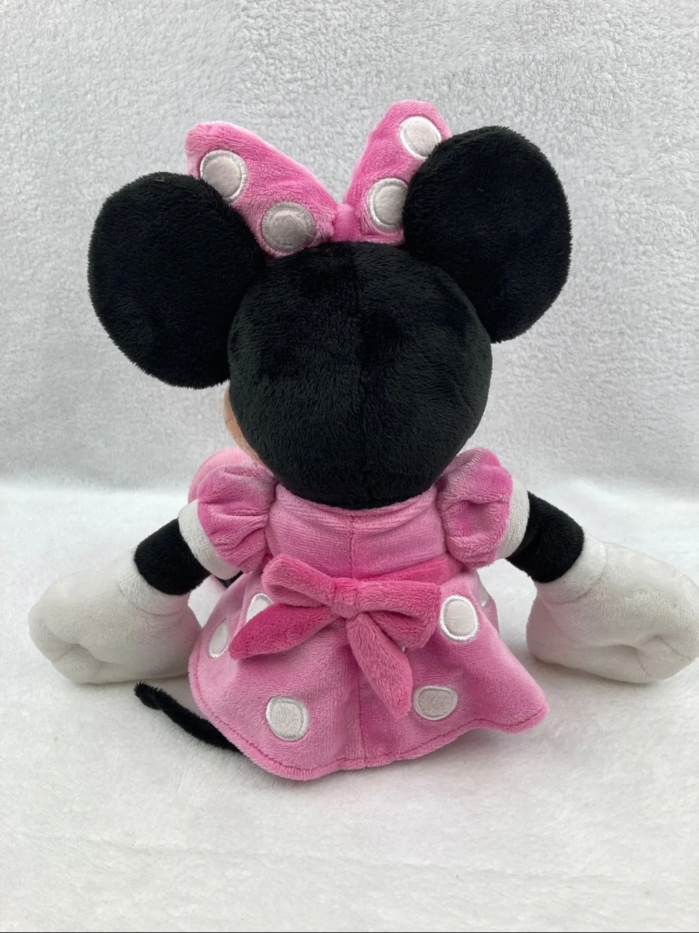 Disney Store Authentic Minnie Mouse Plush Stuffed Animal Toy 14” Pink